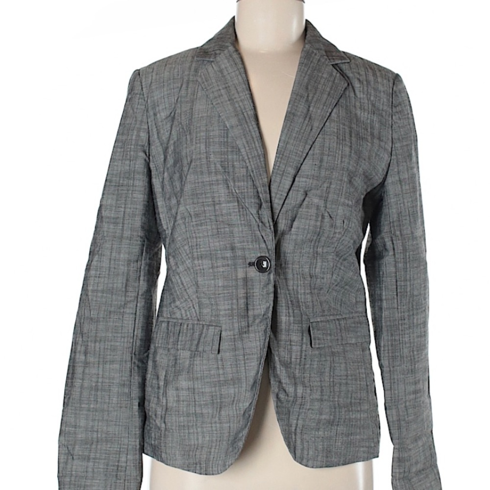 Apt 9 gray blazer size 8